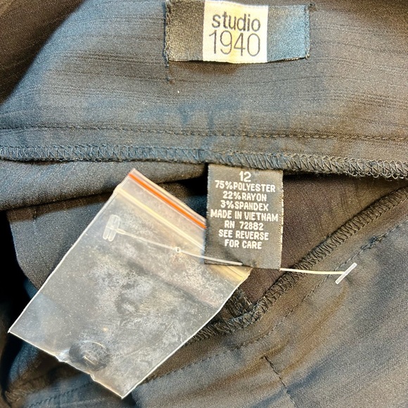 Fashion Bug Studio 1940 Black Cropped Trousers, Women's 12 - Picture 2 of 13